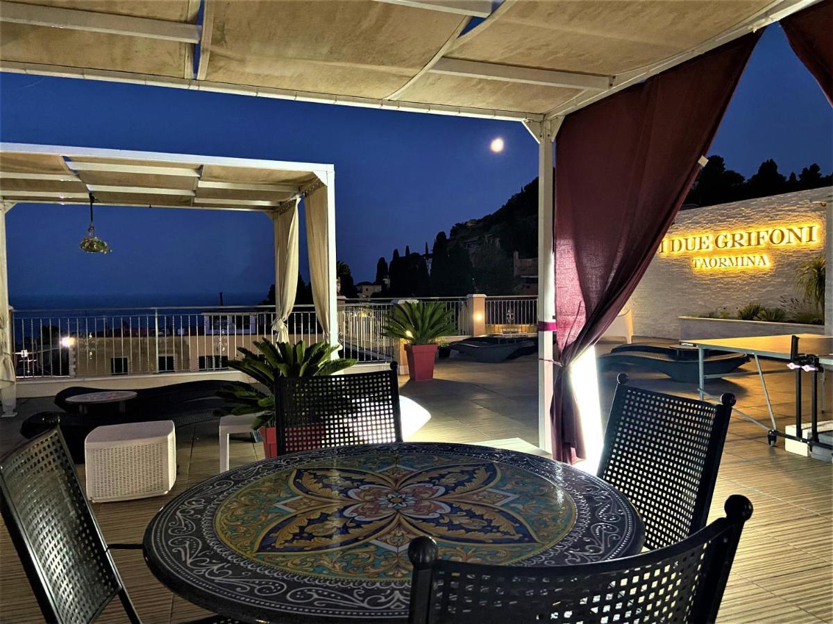 I Due Grifoni Studio Flat Таормина Екстериор снимка