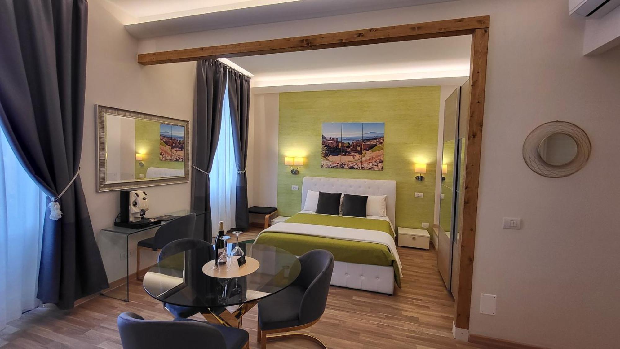 I Due Grifoni Studio Flat Таормина Екстериор снимка